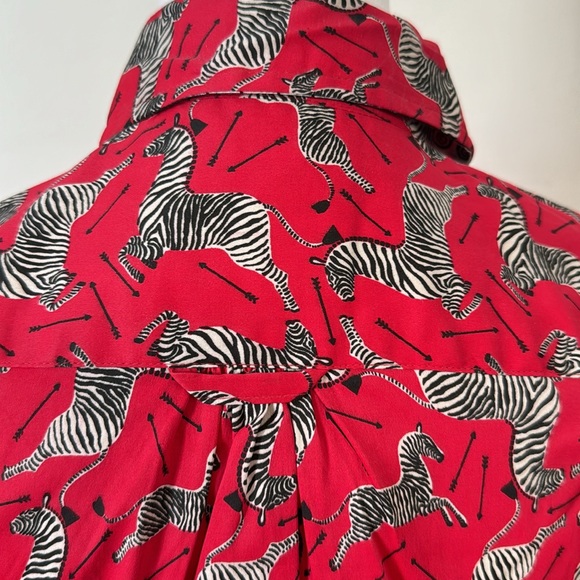 NWT Tizzie red with zebras button down blouse, Sz XS - Picture 7 of 14